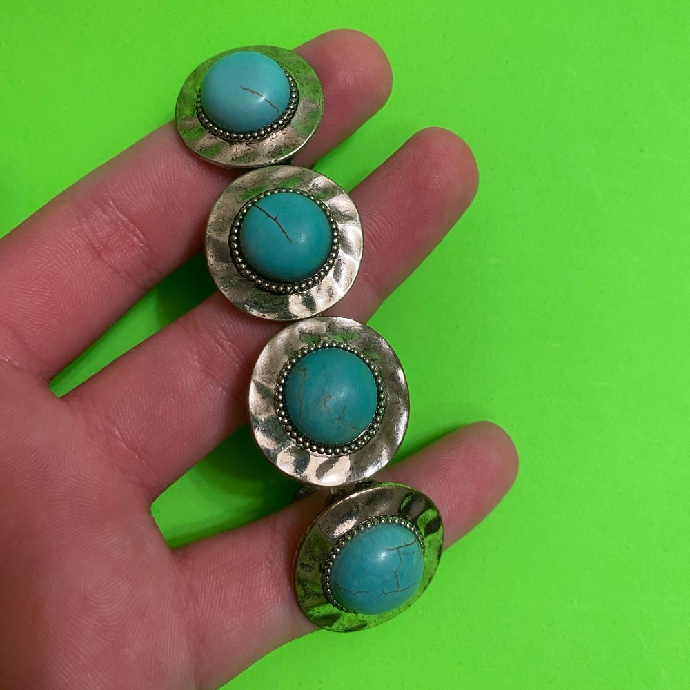 Faux Turquoise Circle Style Stretchy Silver Bracelet